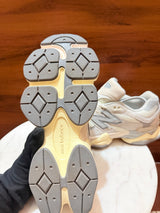 New Balance 9060 – Sea Salt / Blue