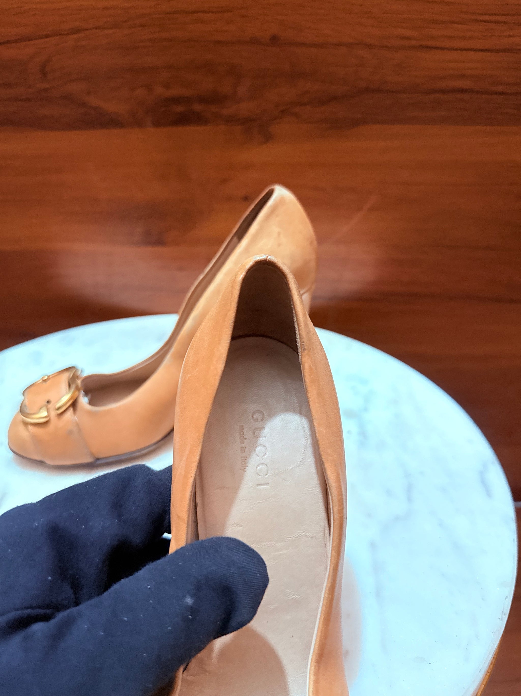 Gucci Buckle Detail Leather High Block Heel Pumps
