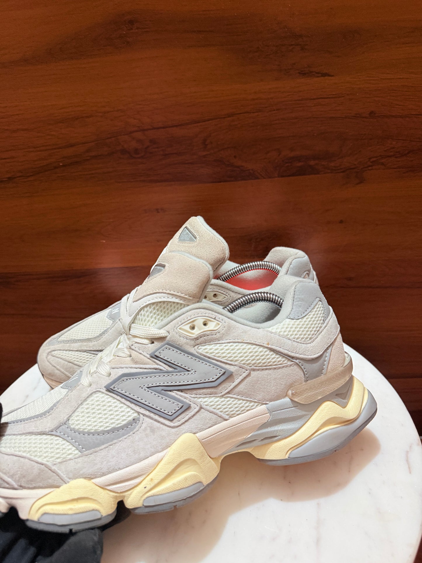 New Balance 9060 – Sea Salt / Blue