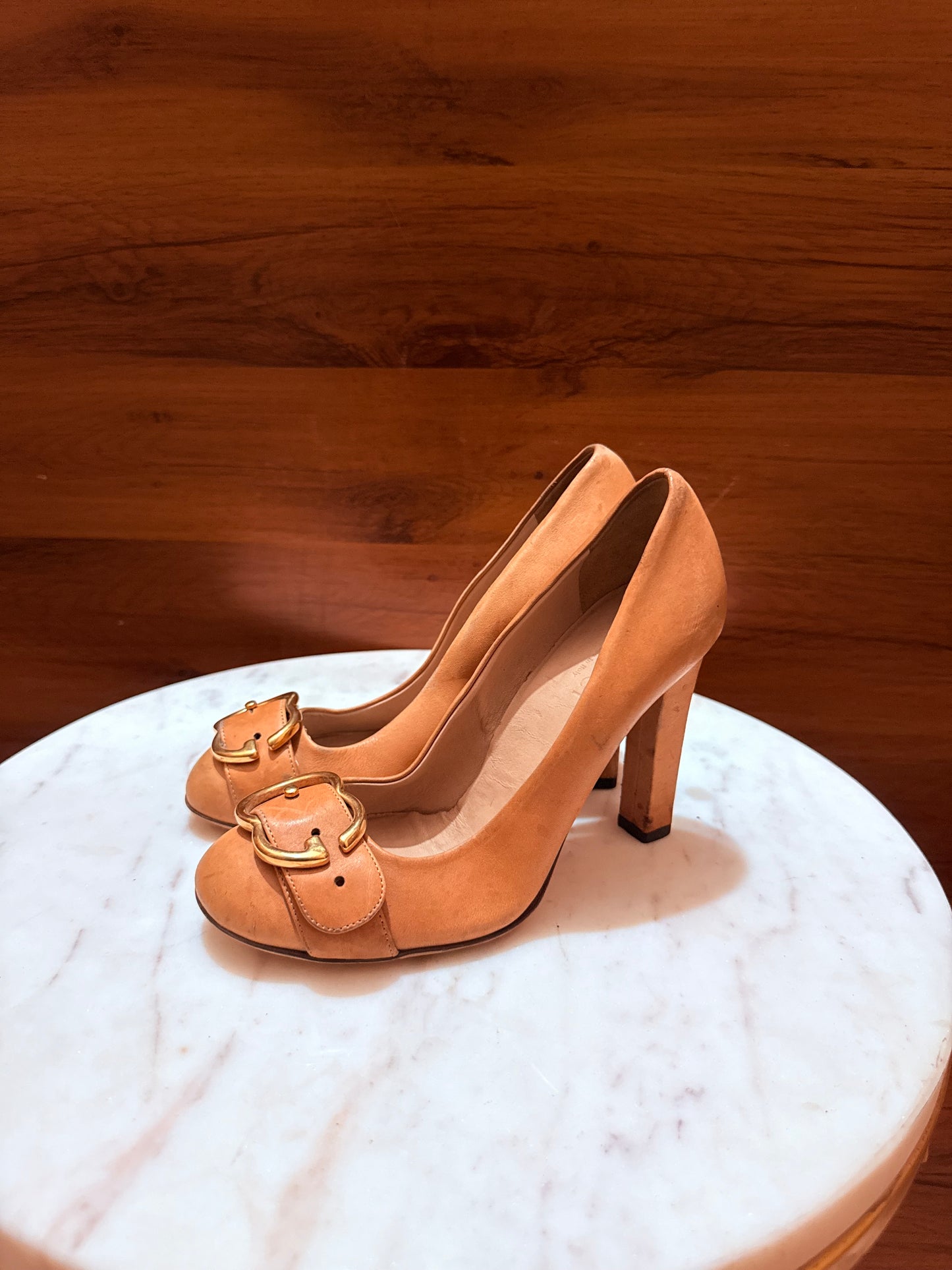 Gucci Buckle Detail Leather High Block Heel Pumps