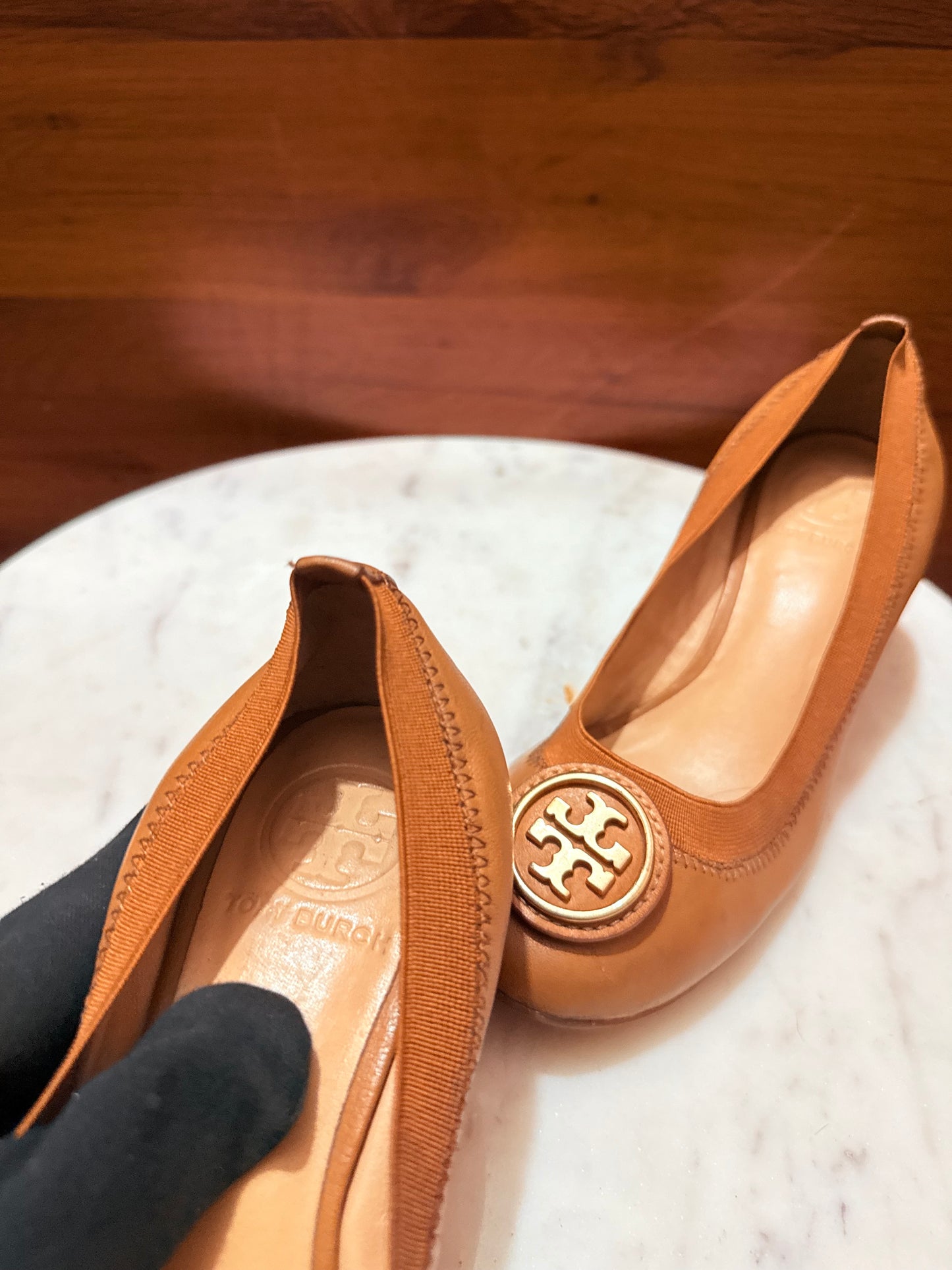 Tory Burch Reva Logo Leather Wedge Pumps