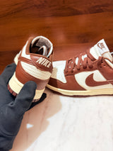 Nike Dunk Low – Brown / White