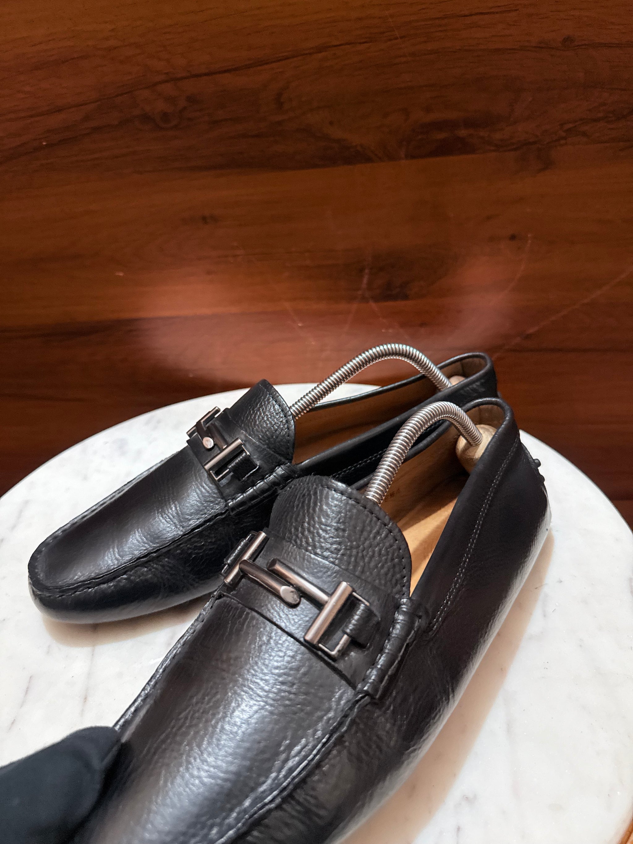 Tod's Double T Metal Bit Grainy Leather Gommino Driver Loafers