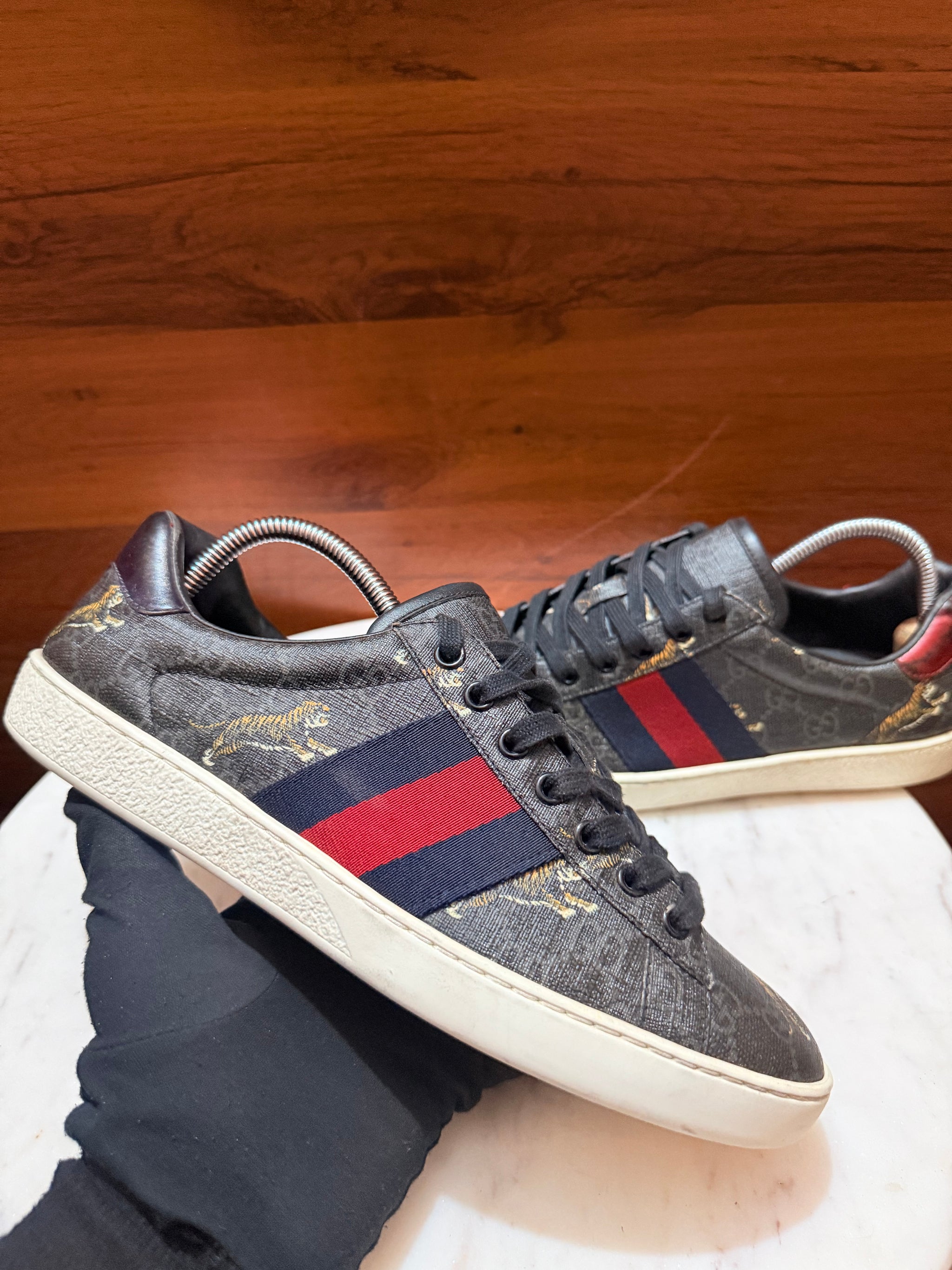 Gucci GG Supreme Bengal Tiger Ace Sneakers