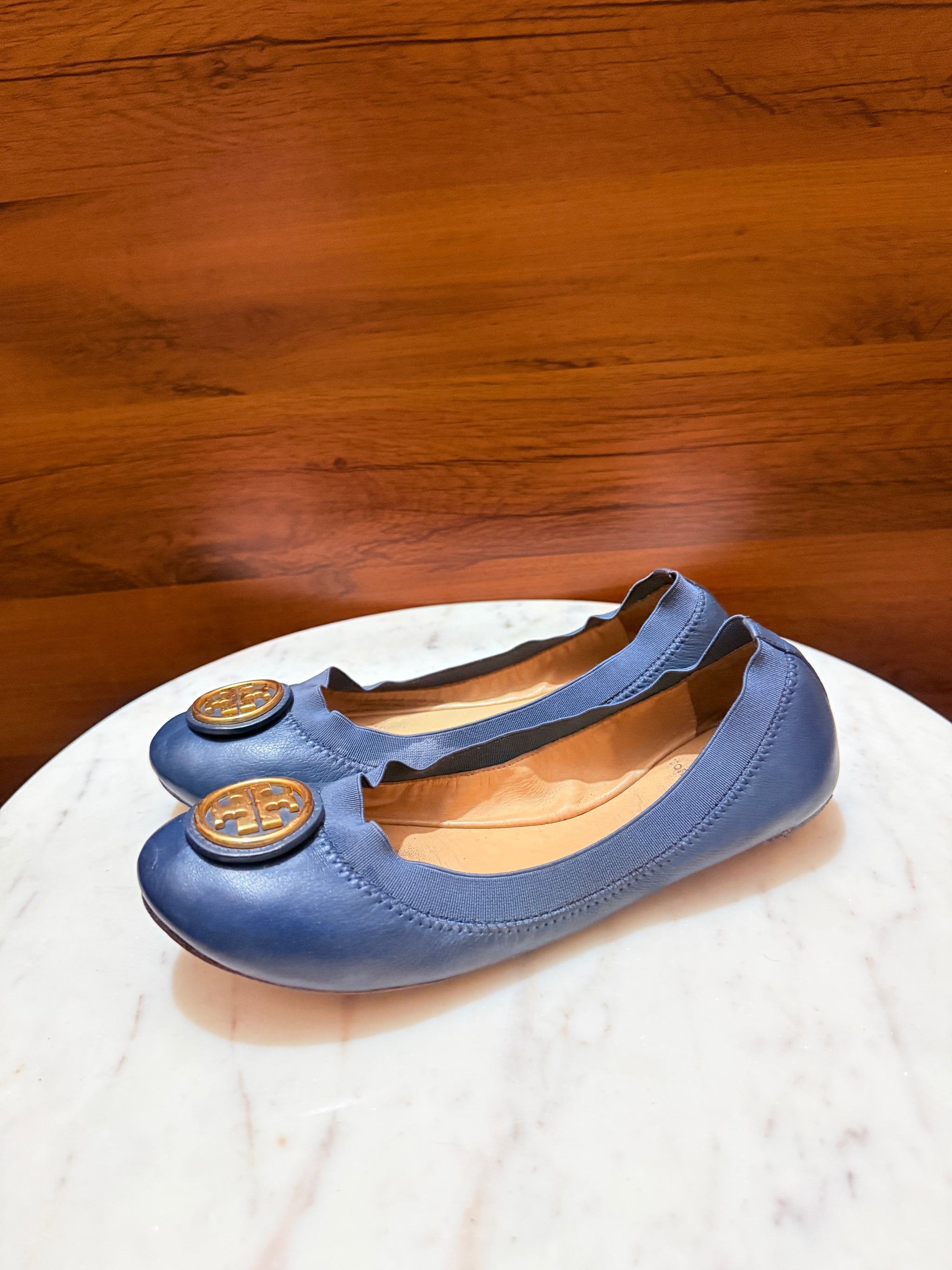 Tory Burch Minnie Travel Logo Medallion Leather Ballet Flats
