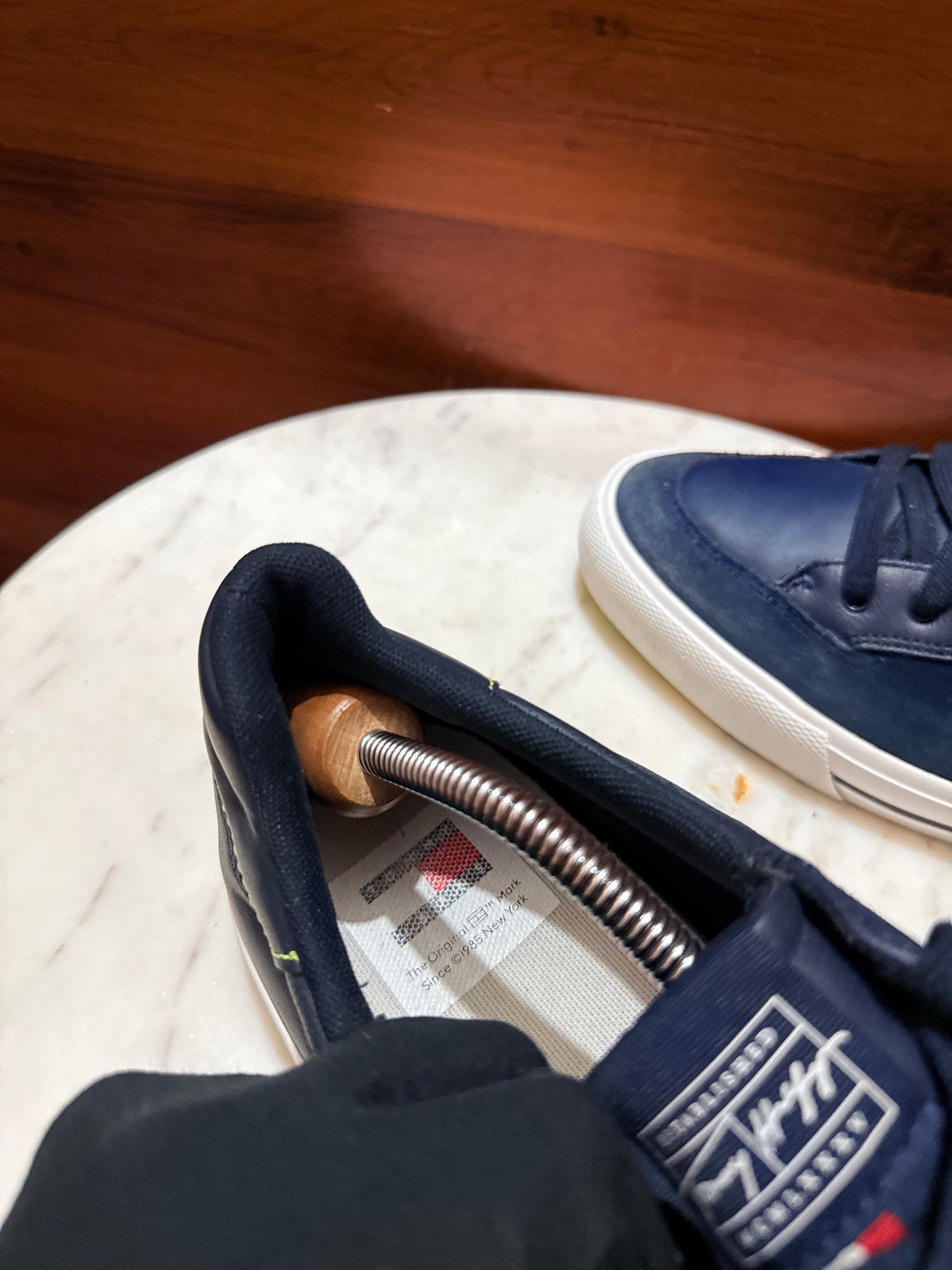 Tommy Hilfiger Leather Low-Top Sneakers