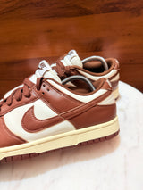Nike Dunk Low – Brown / White