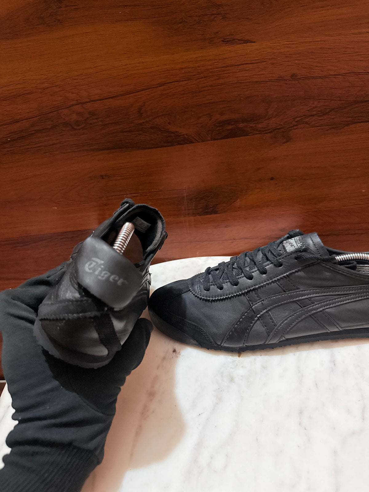 Onitsuka Tiger Mexico 66 Leather Sneakers