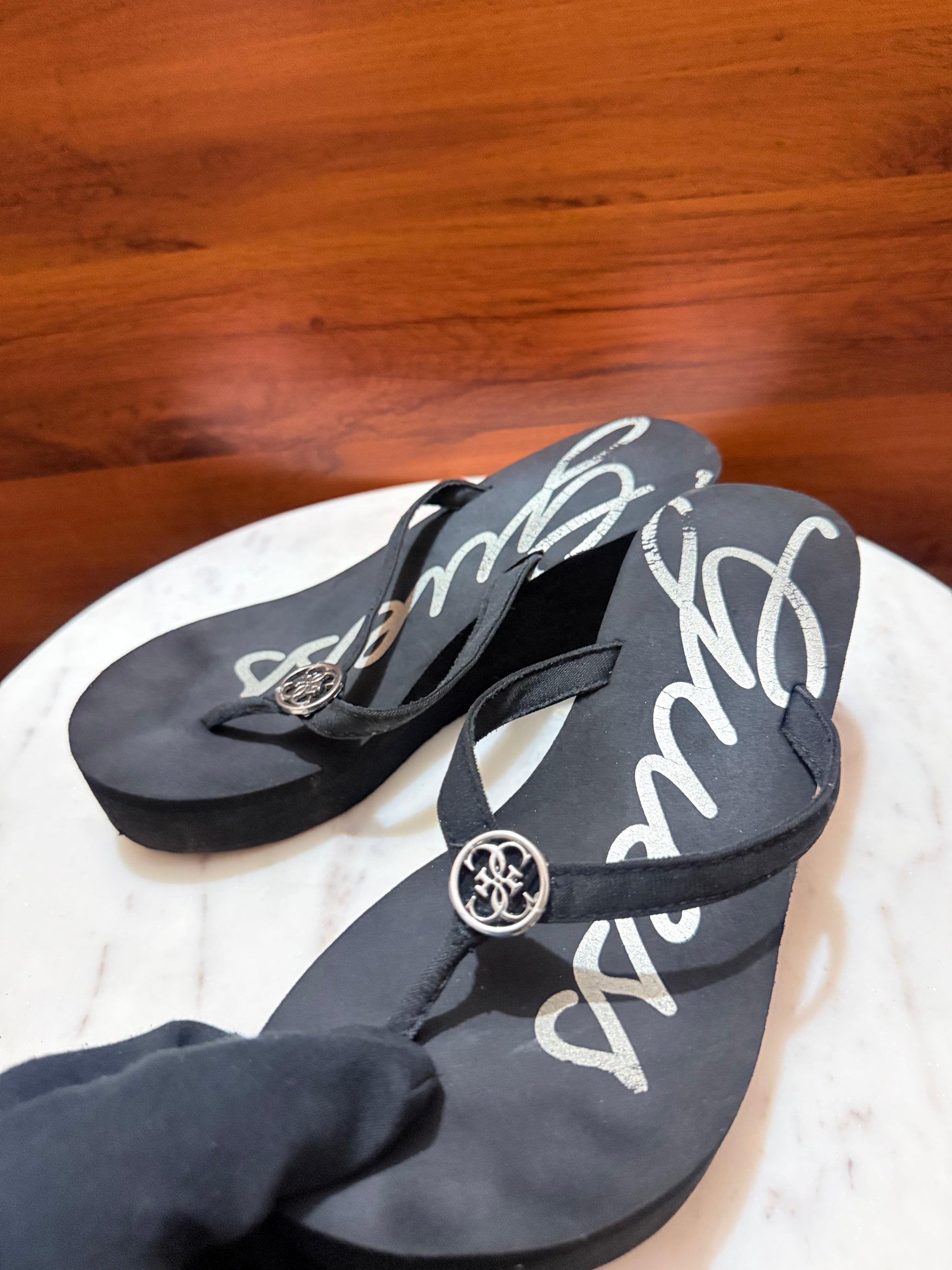 Guess Script Logo Medallion Platform Wedge Flip-Flop Sandals
