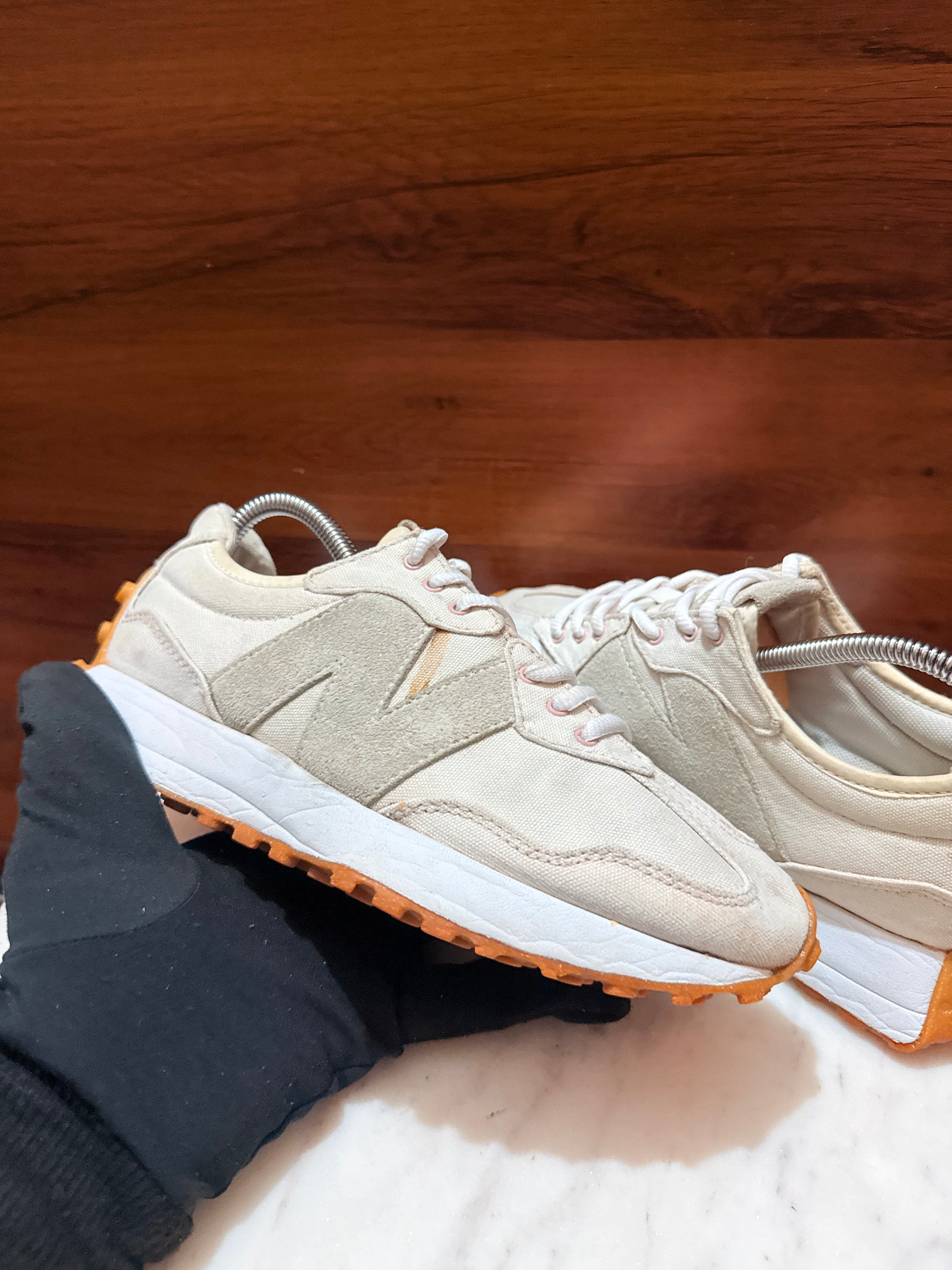 New Balance 327 Canvas & Suede