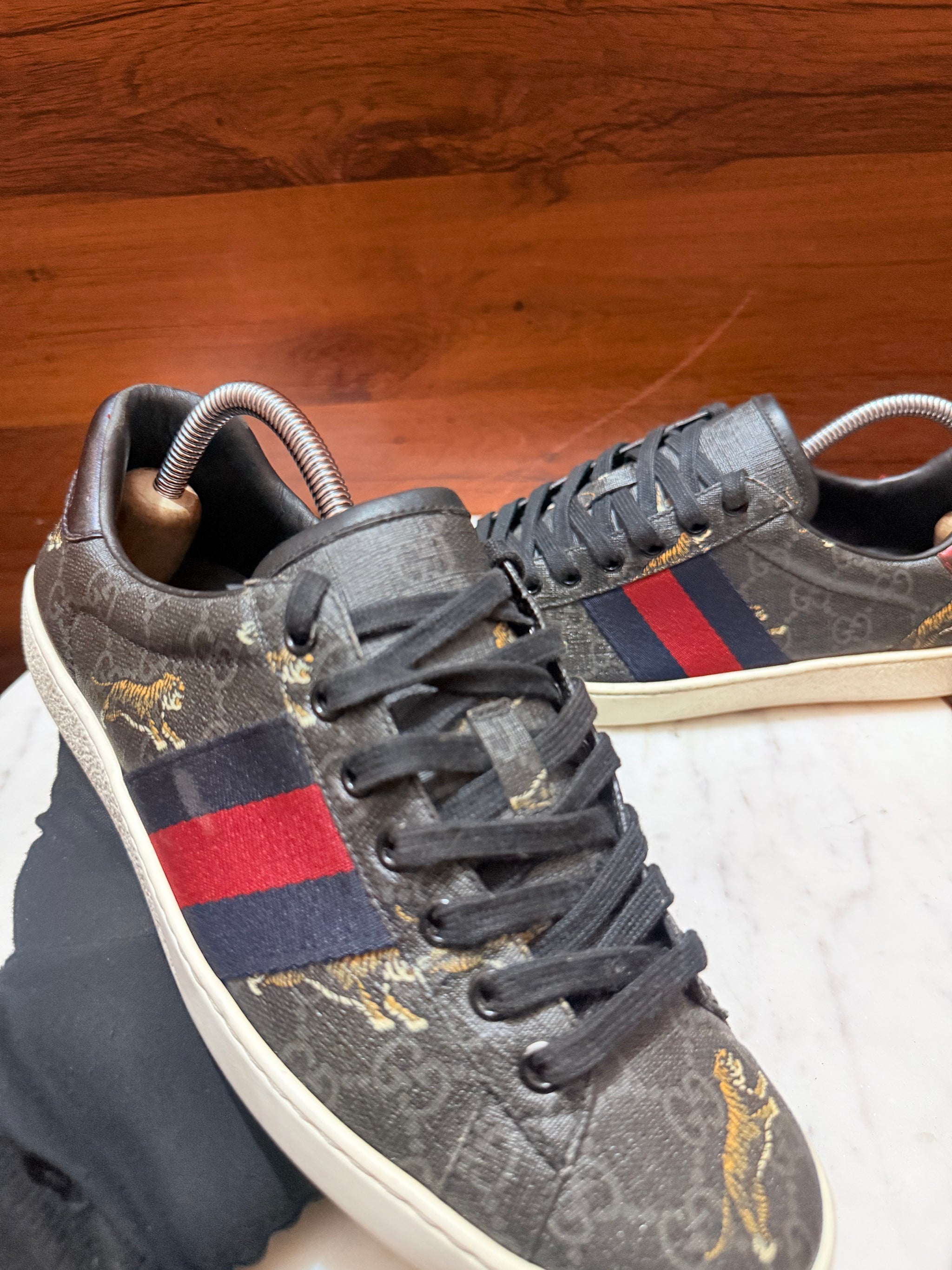 Gucci GG Supreme Bengal Tiger Ace Sneakers
