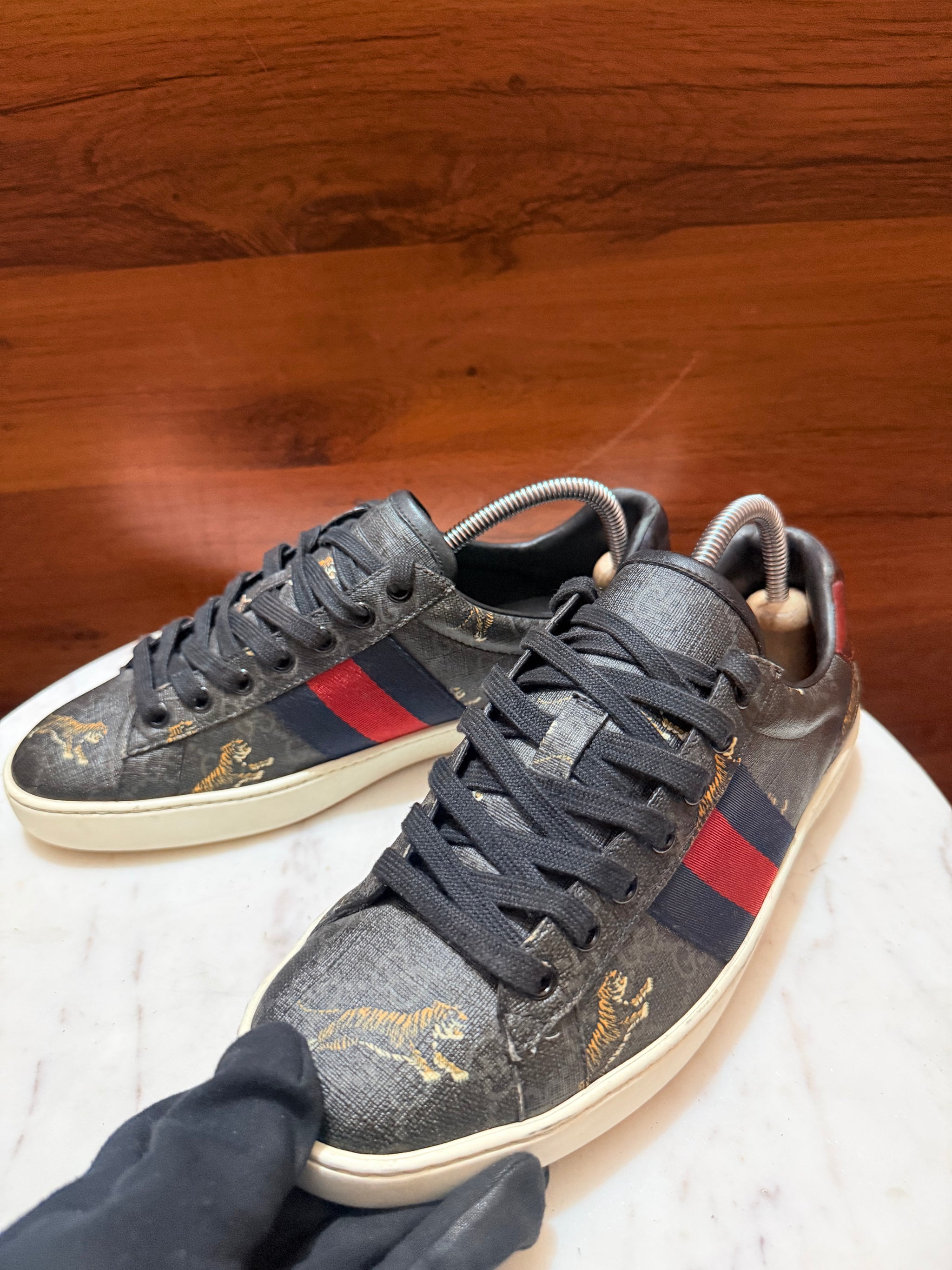 Gucci GG Supreme Bengal Tiger Ace Sneakers