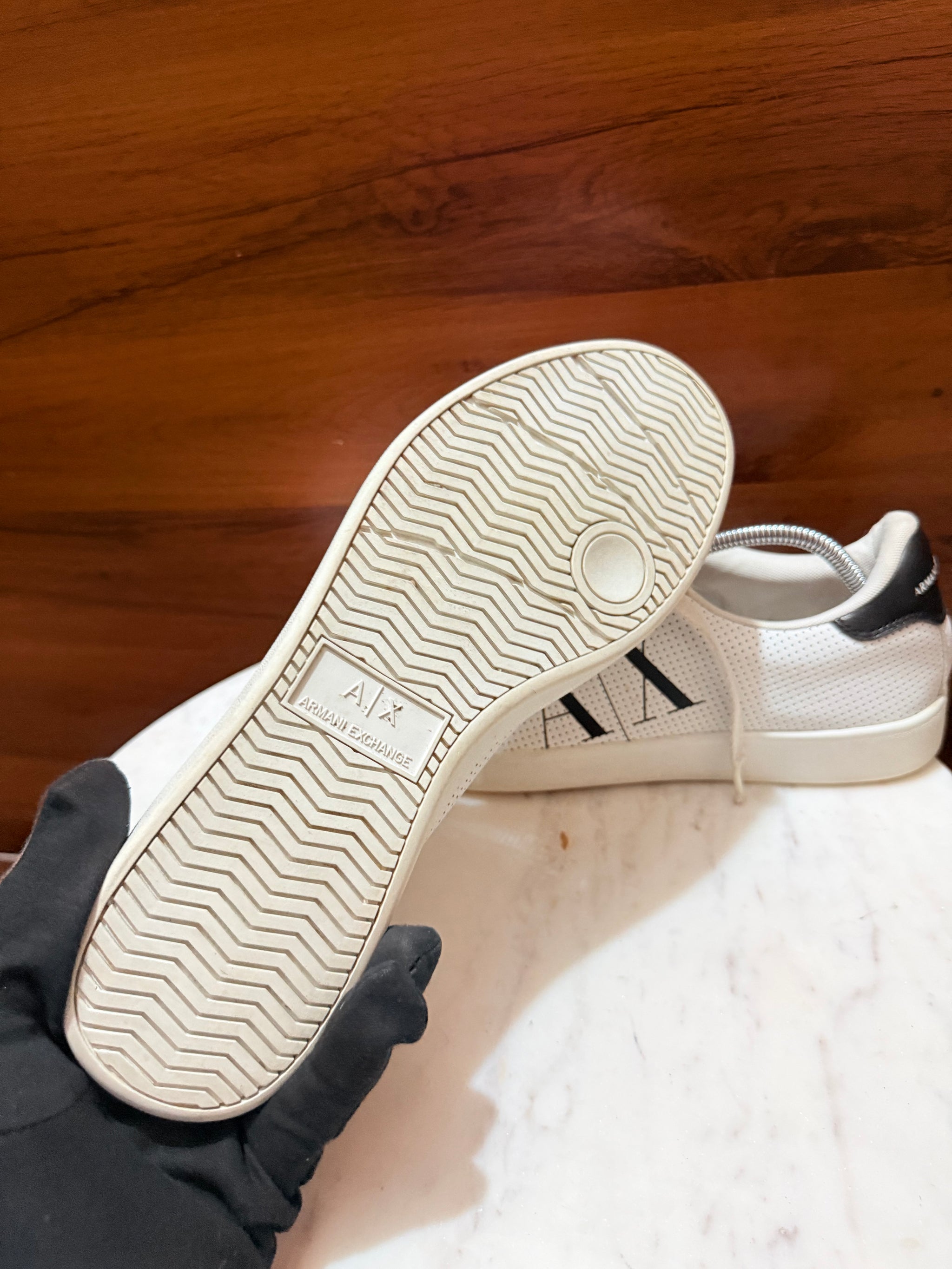 Armani Exchange Perforated Logo Low-Top Sneakers