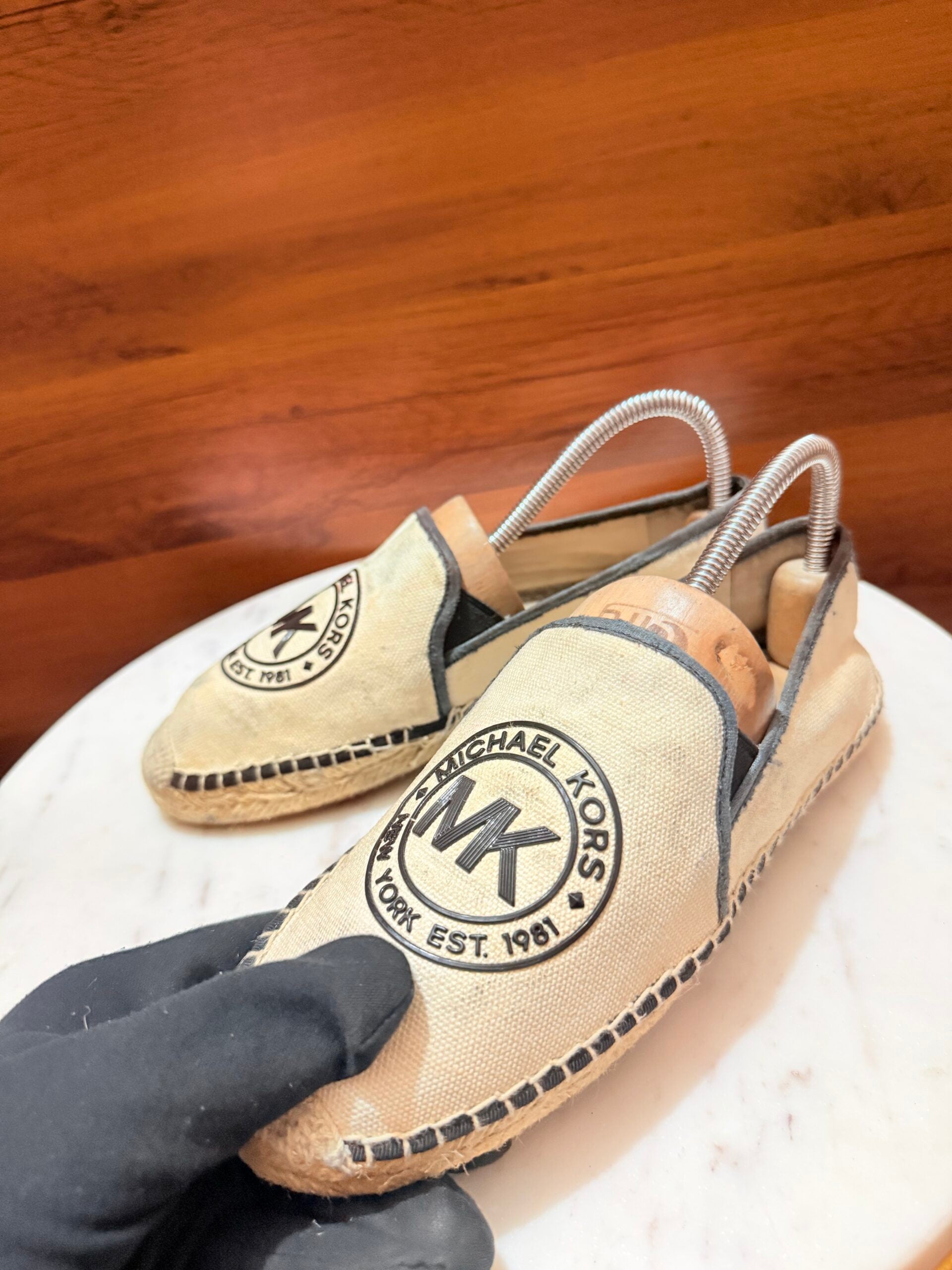 Michael Kors – Kendrick Canvas Logo Espadrille Flats