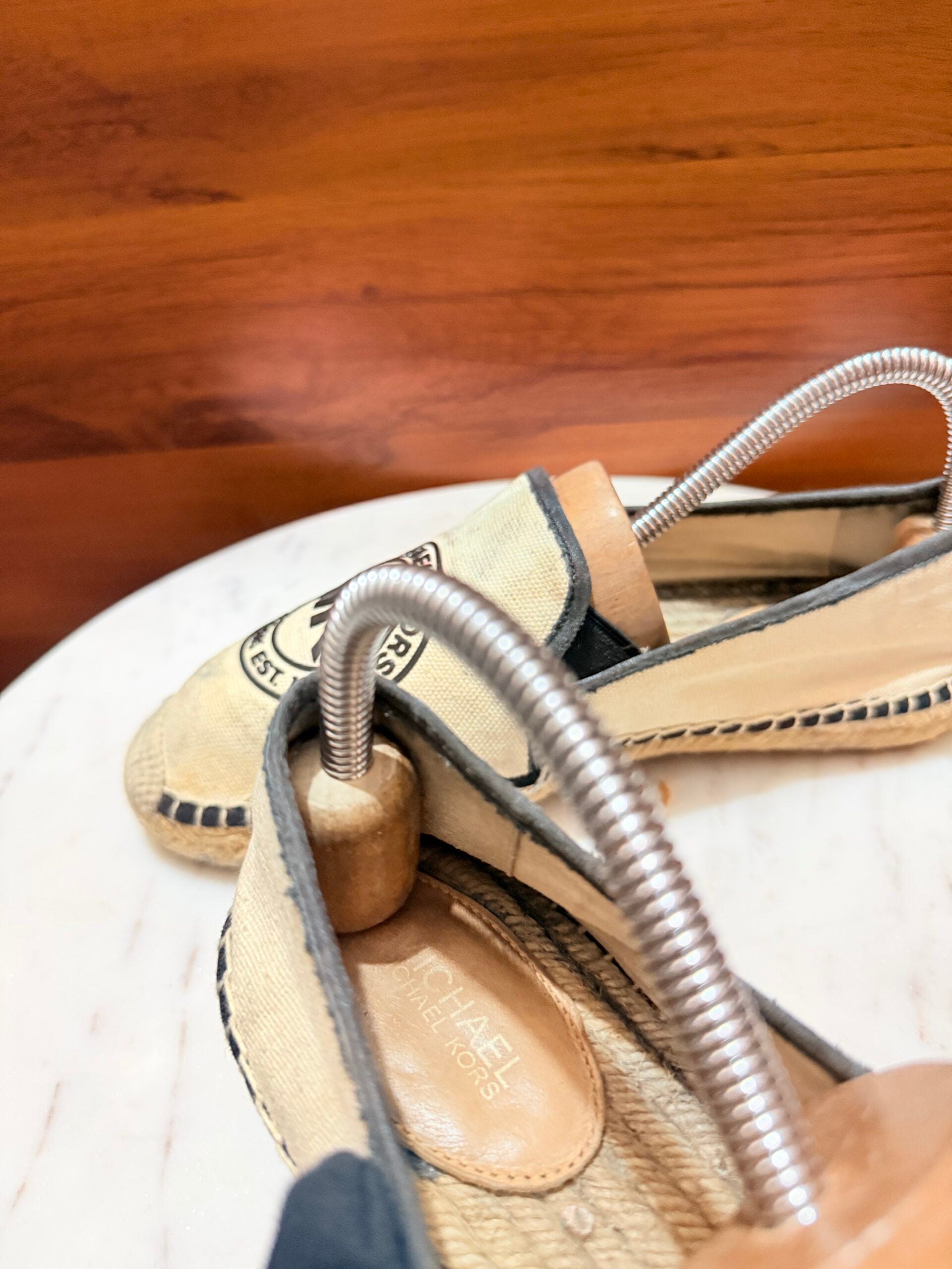 Michael Kors – Kendrick Canvas Logo Espadrille Flats