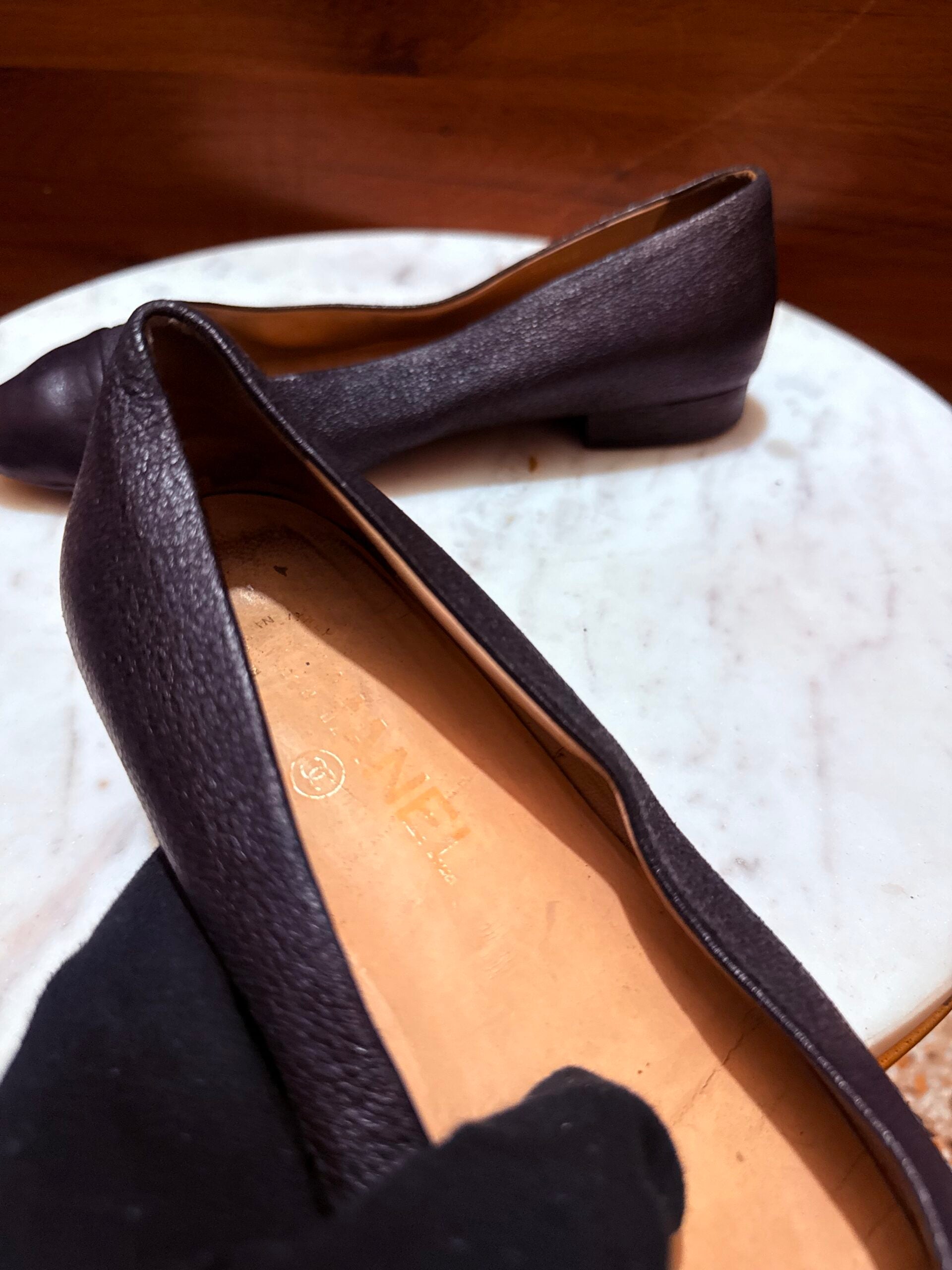 Chanel – Grained Caviar Leather Cap-Toe Mini Block Heel Pumps