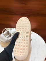 Valentino Garavani – Rockstud VLTN “Be Me” Leather Sneakers