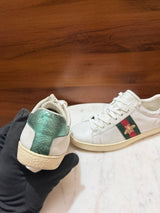 Gucci Ace Embroidered Bee Leather Sneakers