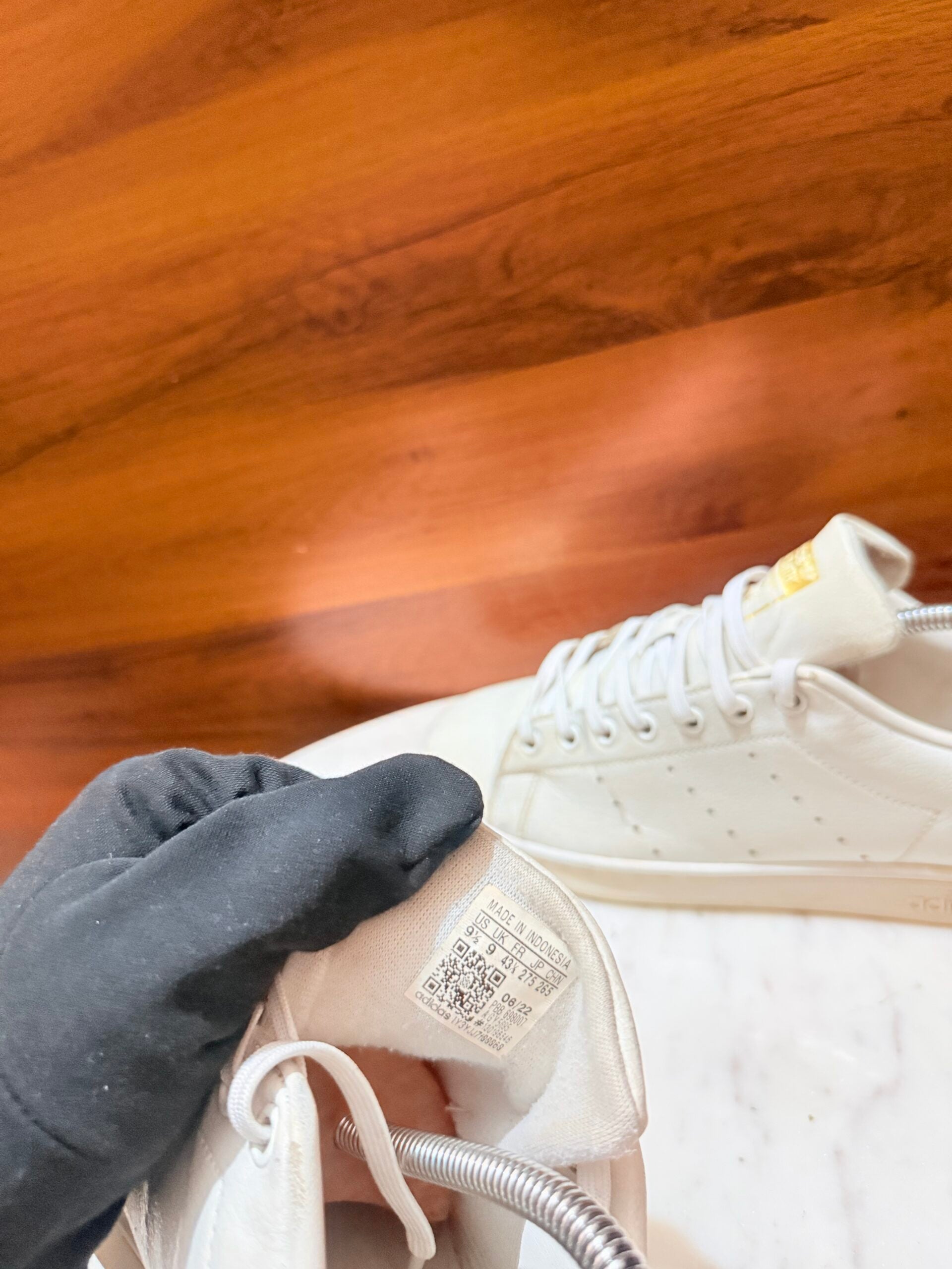 Adidas Originals – Stan Smith Triple White Premium Leather Sneakers