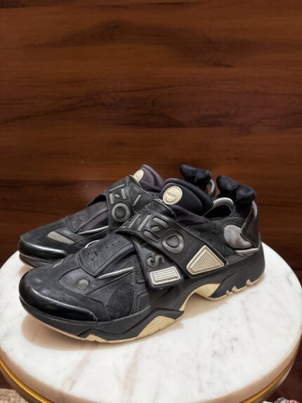 Kenzo – Kenzo Smile Cross-Strap Chunky Sneakers
