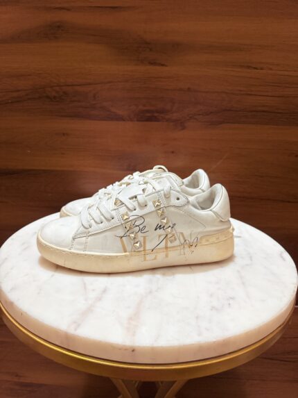 Valentino Garavani – Rockstud VLTN "Be Me" Leather Sneakers