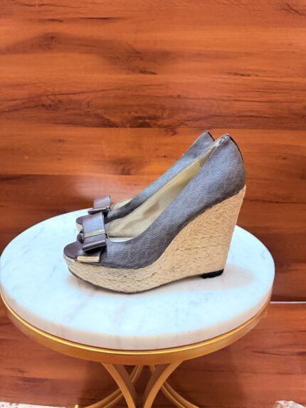 Michael Kors – Holly Coated Canvas Bow Detail Espadrille Wedge