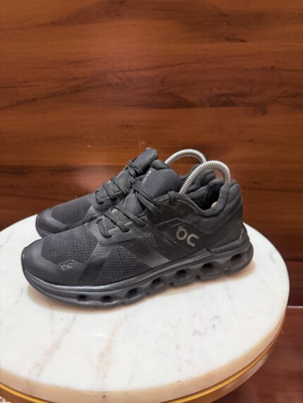 On Running – Cloudgo "All Black"